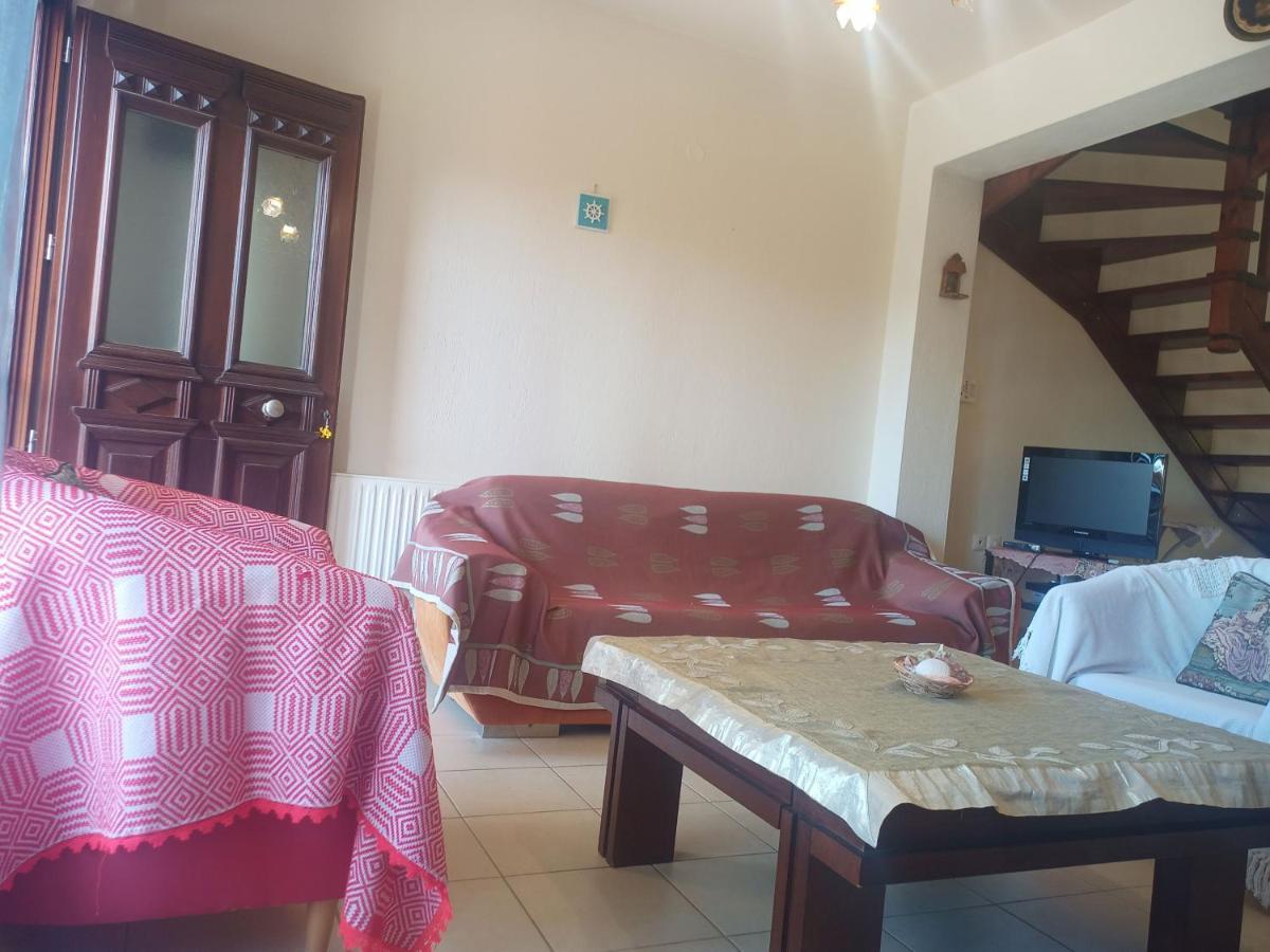 Μεζονετα Apartment Nea Roda Exterior photo